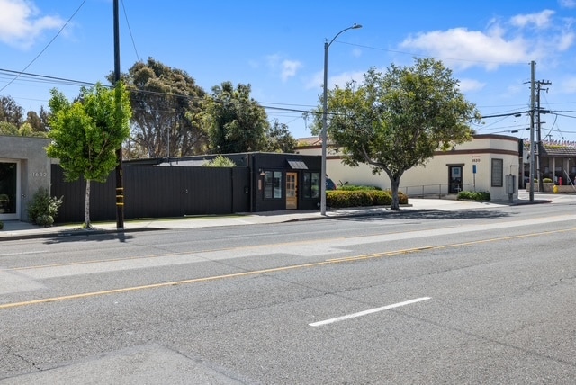 1630 Aviation Blvd, Redondo Beach, CA for sale - Building Photo - Image 3 of 41