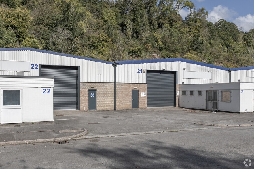 Penarth Rd, Cardiff for lease - Building Photo - Image 3 of 5