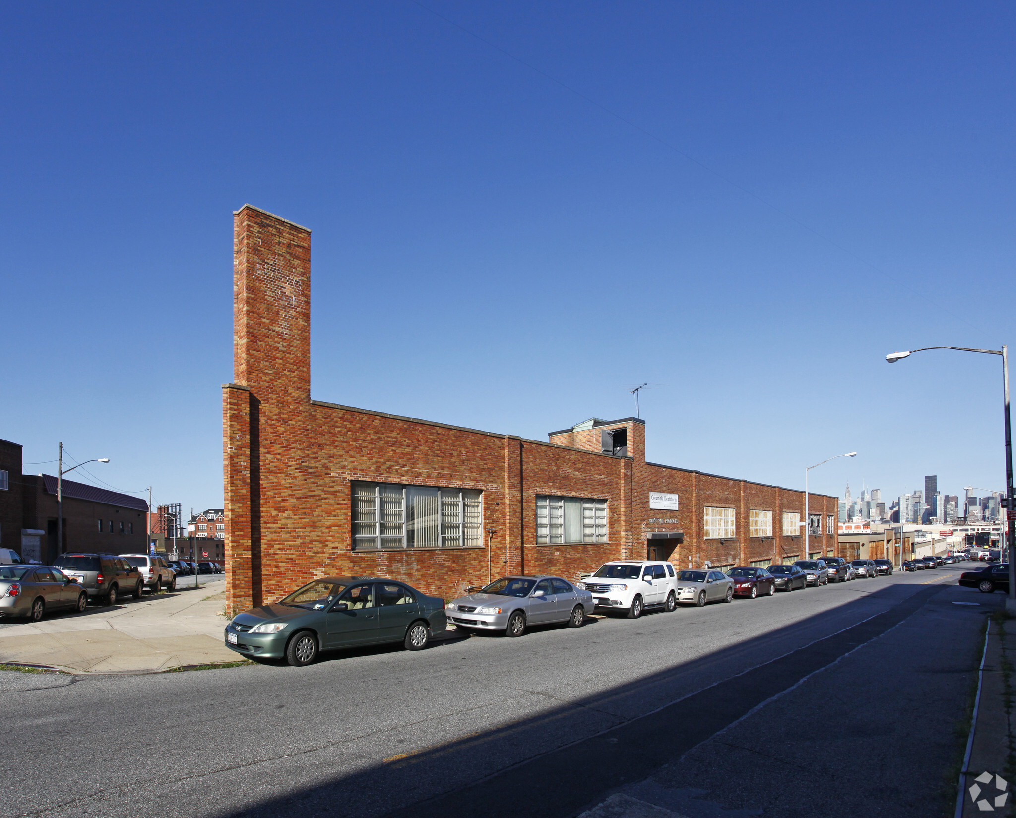 34-24 Hunters Point Ave, Long Island City, NY à vendre Photo principale- Image 1 de 1