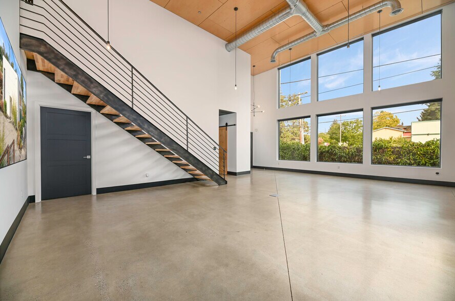 13001 40th Ave S, Tukwila, WA à vendre - Photo du bâtiment - Image 2 de 43