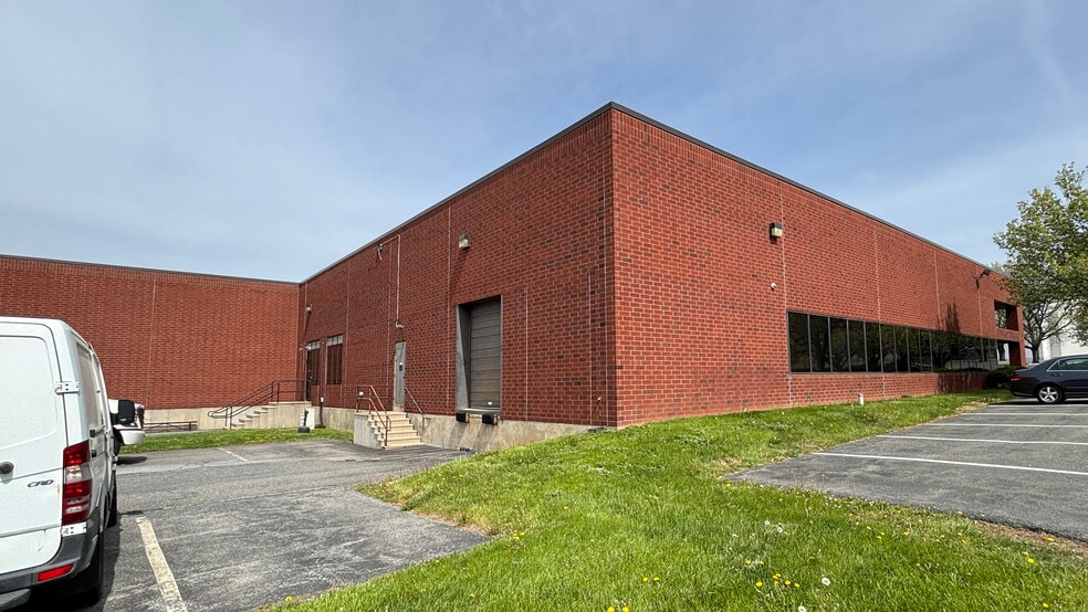 2202 N Irving St, Allentown, PA à louer - Photo du bâtiment - Image 2 de 6
