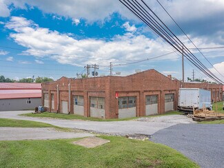 Plus de détails pour 142 Railroad Ave, Westminster, MD - Industriel à louer