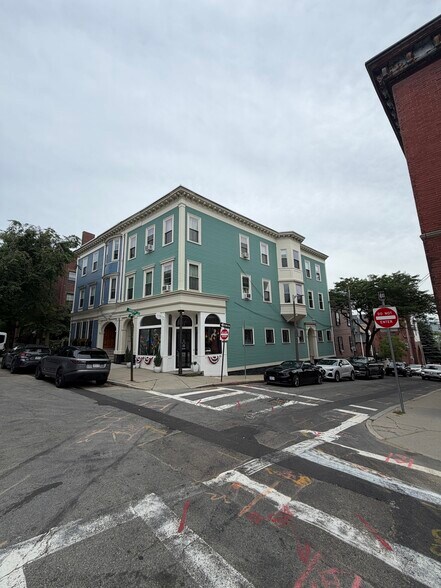 54 High St, Boston, MA à vendre - Photo du bâtiment - Image 3 de 4