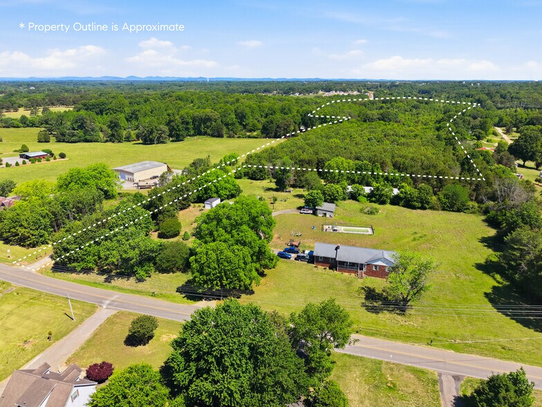 178 Old Airport rd, Statesville, NC à vendre - Photo du bâtiment - Image 3 de 4