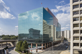 More details for 2550 S Clark St, Arlington, VA - Office, Office/Retail for Lease