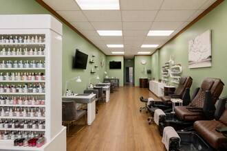 801-905 Highway 30 E, Carroll, IA for lease Interior Photo- Image 2 of 4