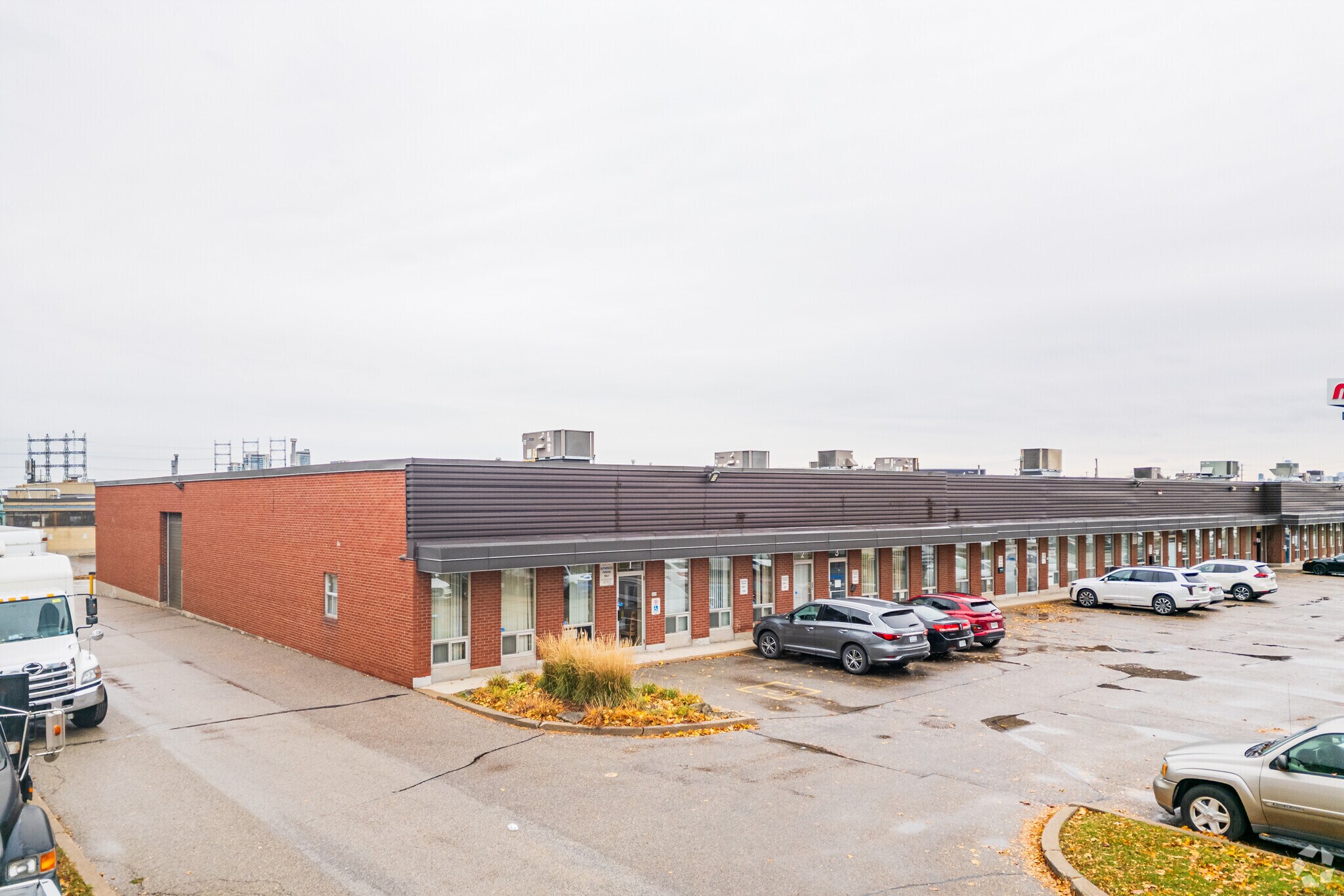 50 Paxman Rd, Toronto, ON à vendre Photo principale- Image 1 de 1