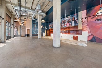 603 S Spring St, Los Angeles, CA à louer Photo intérieure- Image 2 de 15