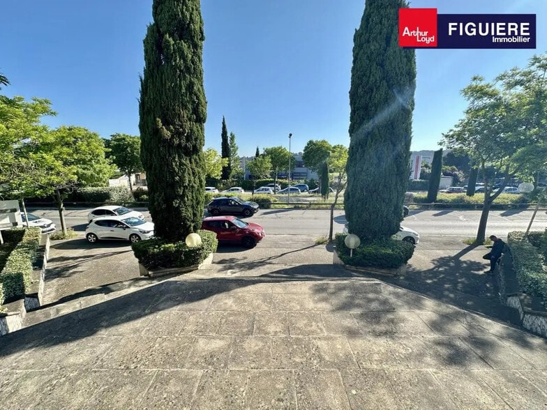 190 Rue Claude Nicolas Ledoux, Aix-en-Provence for lease - Building Photo - Image 3 of 13