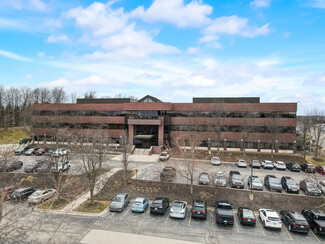 Plus de détails pour 255 Fiserv Dr, Brookfield, WI - Bureau à vendre