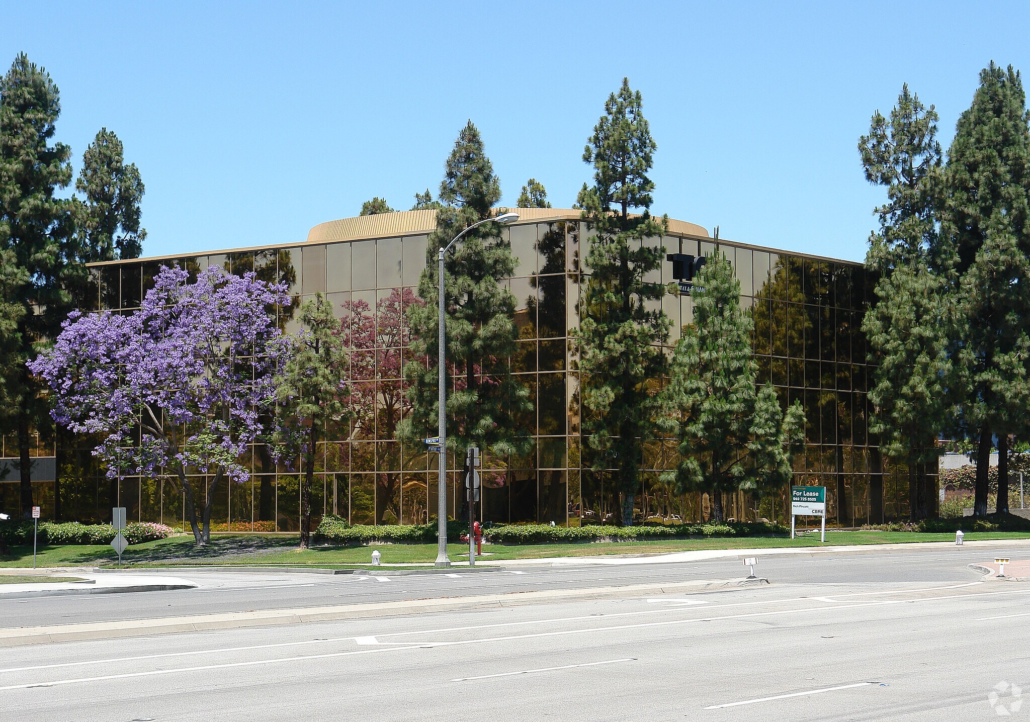 4001 MacArthur Blvd, Newport Beach, CA à vendre Photo principale- Image 1 de 1