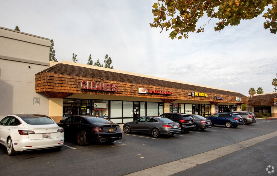 6065-6109 Meridian Ave, San Jose, CA à louer - Photo du bâtiment - Image 2 de 7