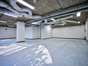 689 Burke Rd, CAMBERWELL for lease Interior Photo- Image 2 of 2