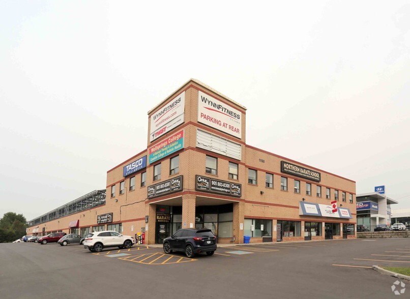 11160 Yonge St, Richmond Hill, ON for sale - Primary Photo - Image 1 of 3