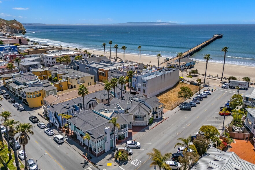 74 San Francisco St, Avila Beach, CA à vendre - Photo du bâtiment - Image 2 de 50