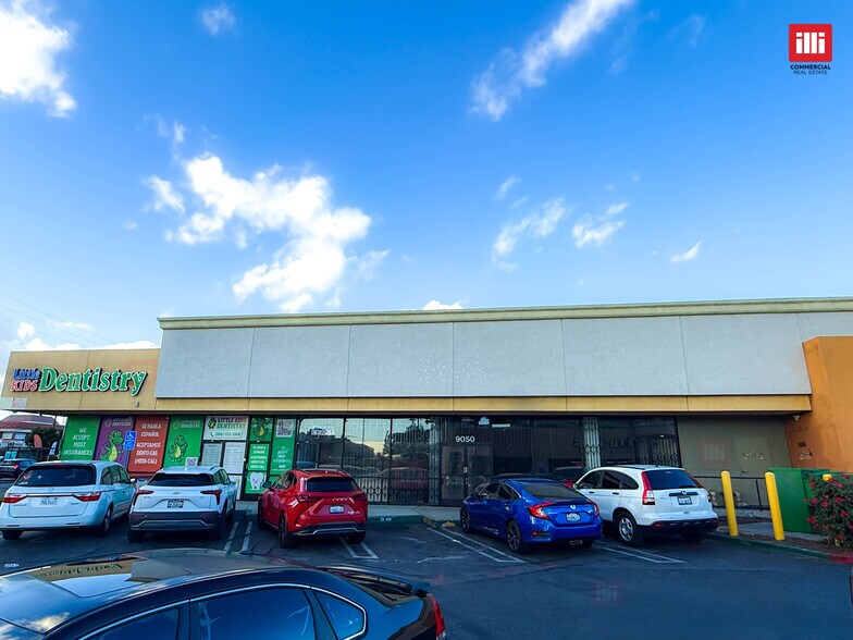9050-9070 Van Nuys Blvd, Panorama City, CA à louer - Photo du bâtiment - Image 3 de 17