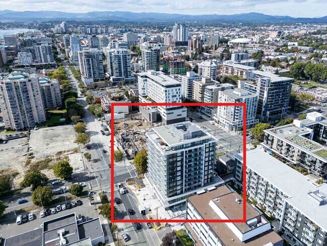 Plus de détails pour 1100 Yates St, Victoria, BC - Multi-résidentiel à vendre