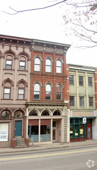 1205 E Carson St, Pittsburgh, PA for lease - Primary Photo - Image 1 of 12