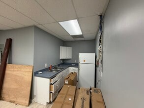 2128 Cainhoy Rd, Huger, SC for lease Interior Photo- Image 2 of 8