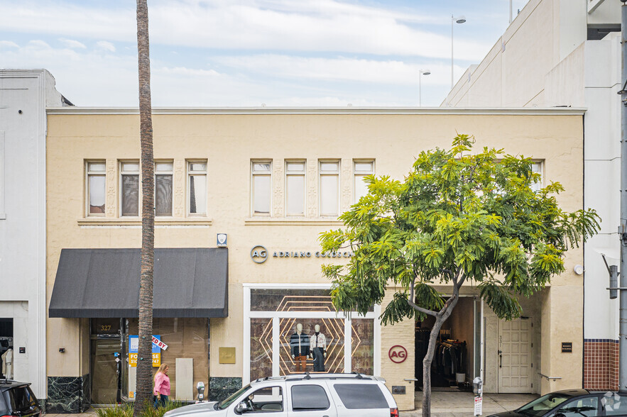 327-331 N Beverly Dr, Beverly Hills, CA for lease - Building Photo - Image 1 of 3