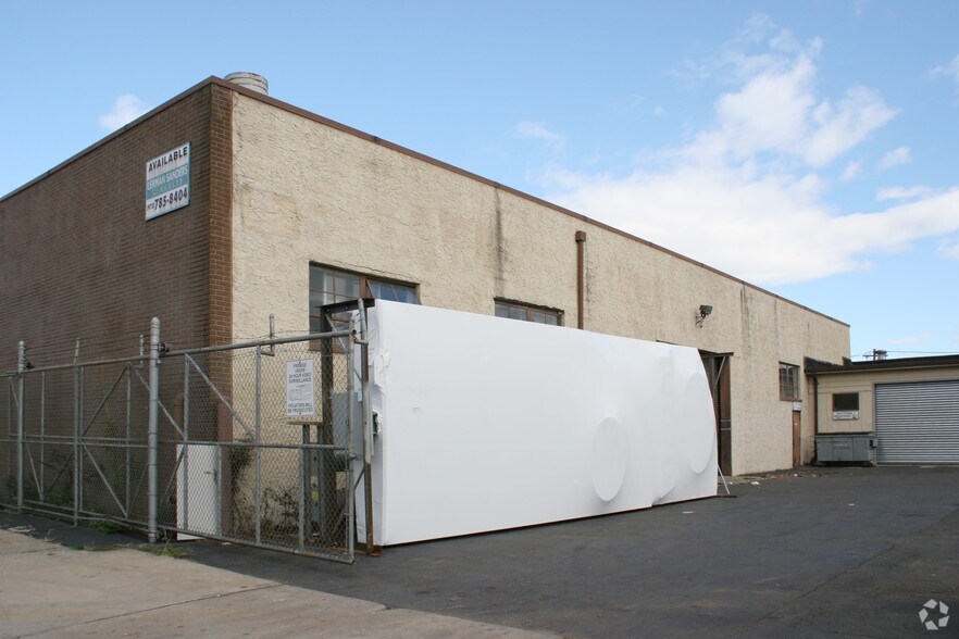 175 Mount Pleasant Ave, Newark, NJ à louer - Photo du bâtiment - Image 3 de 9