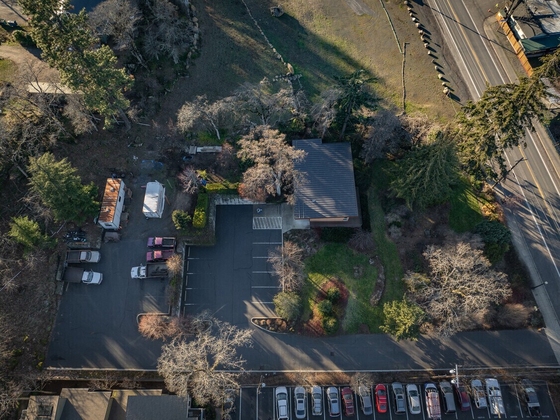 3239 Cascade Ave, Hood River, OR à vendre Photo du bâtiment- Image 1 de 1