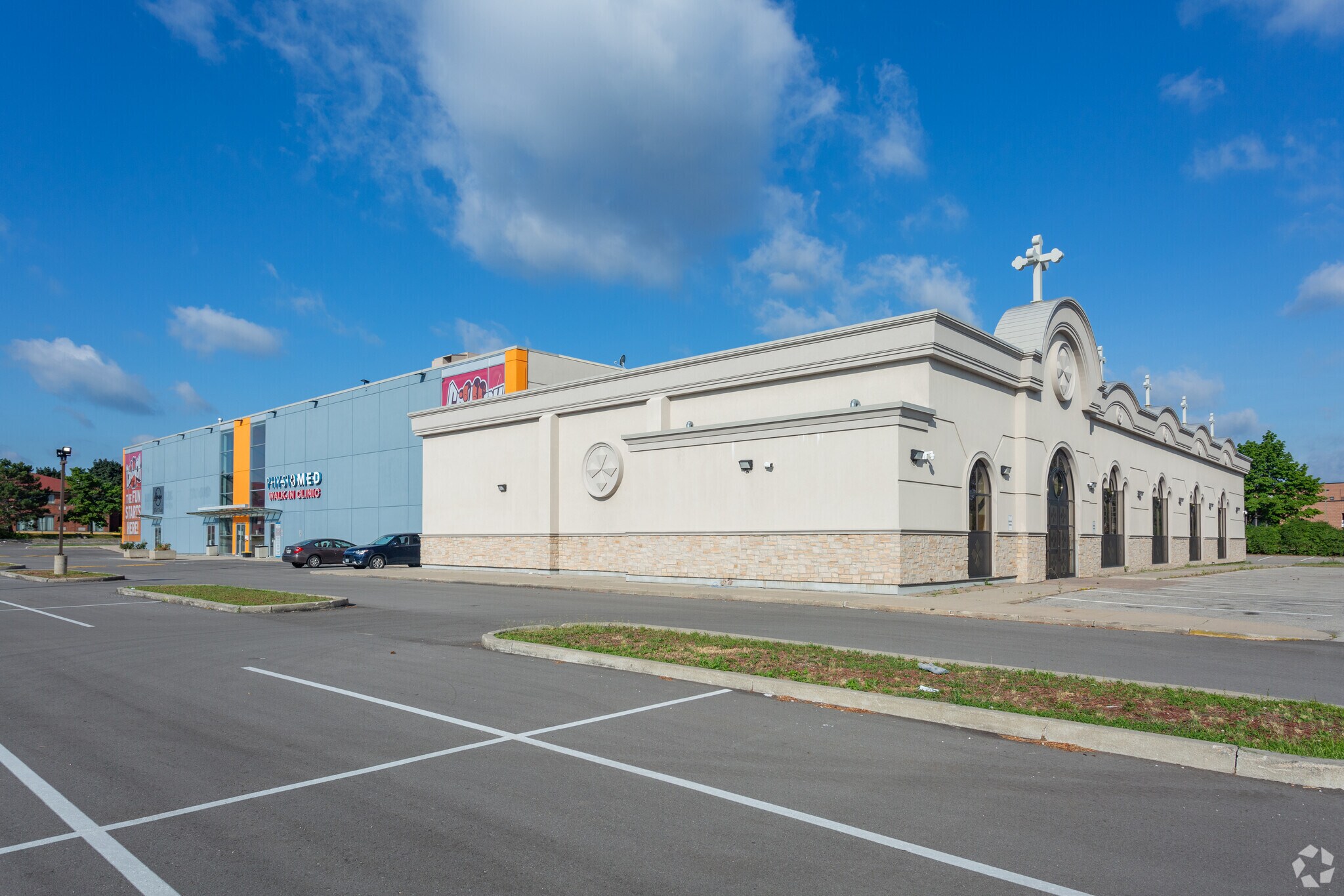 6460 Millcreek Dr, Mississauga, ON à vendre Photo principale- Image 1 de 1