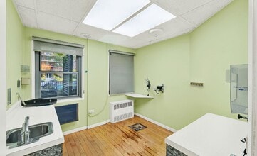 50 W 97th St, New York, NY for lease Interior Photo- Image 2 of 5