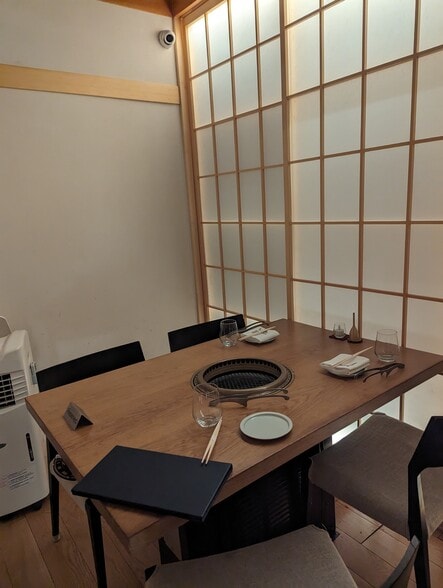 341-343 W Broadway, New York, NY for lease - Building Photo - Image 3 of 9