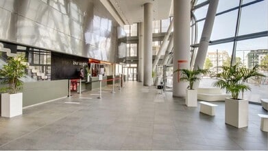 2 Boulevard Marius Vivier-Merle, Lyon à louer Photo du bâtiment- Image 1 de 4