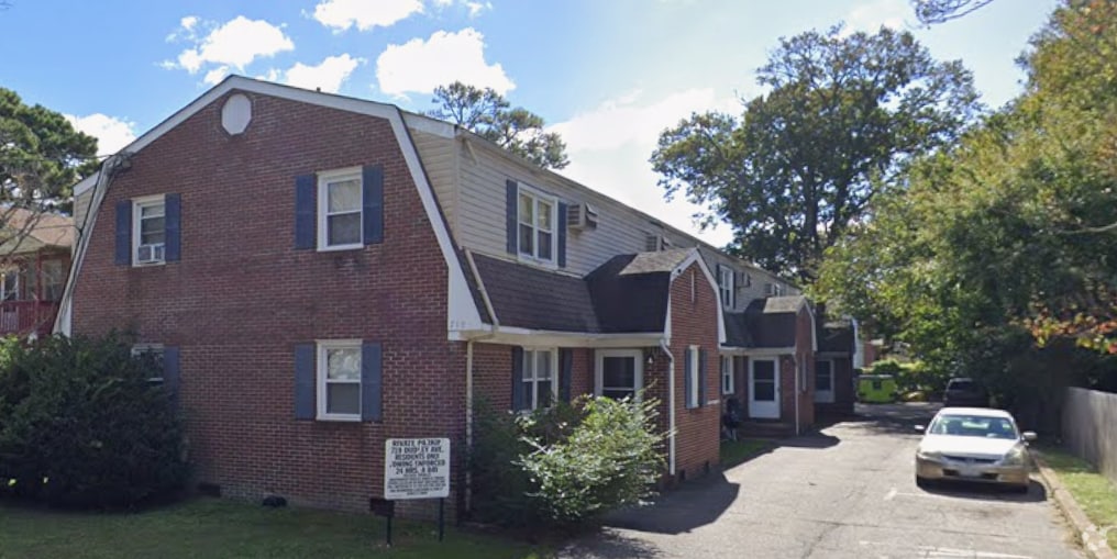 719 Dudley Ave, Norfolk, VA à vendre Photo du bâtiment- Image 1 de 16