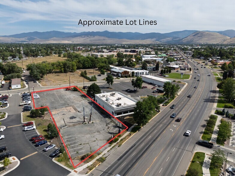3521 Brooks St, Missoula, MT à vendre - Photo du bâtiment - Image 1 de 11