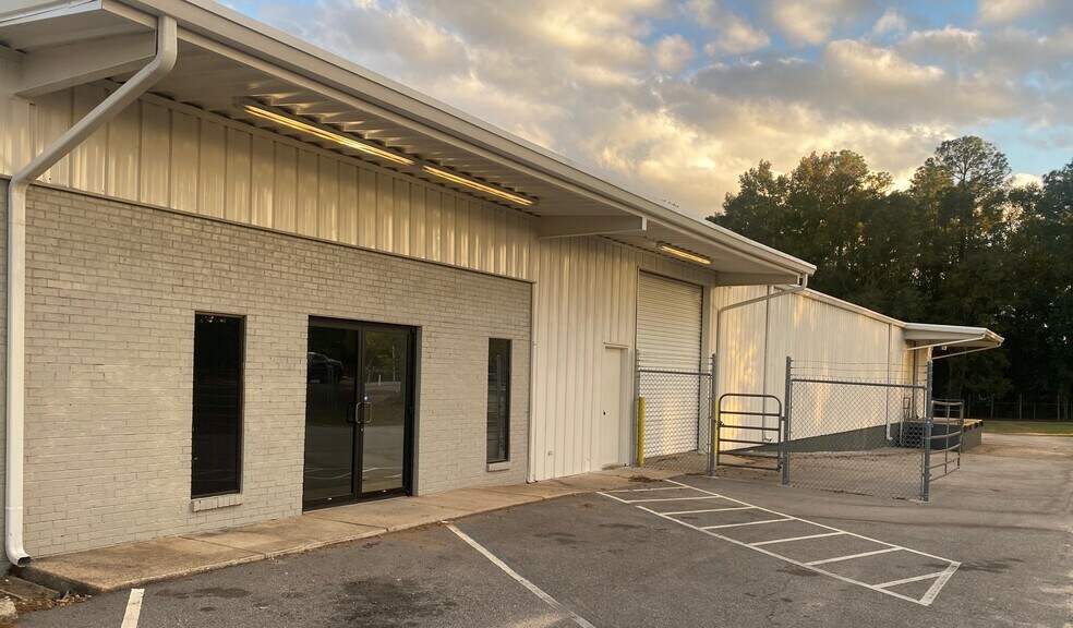489 Southgate Rd, Dothan, AL à louer - Photo du bâtiment - Image 2 de 43
