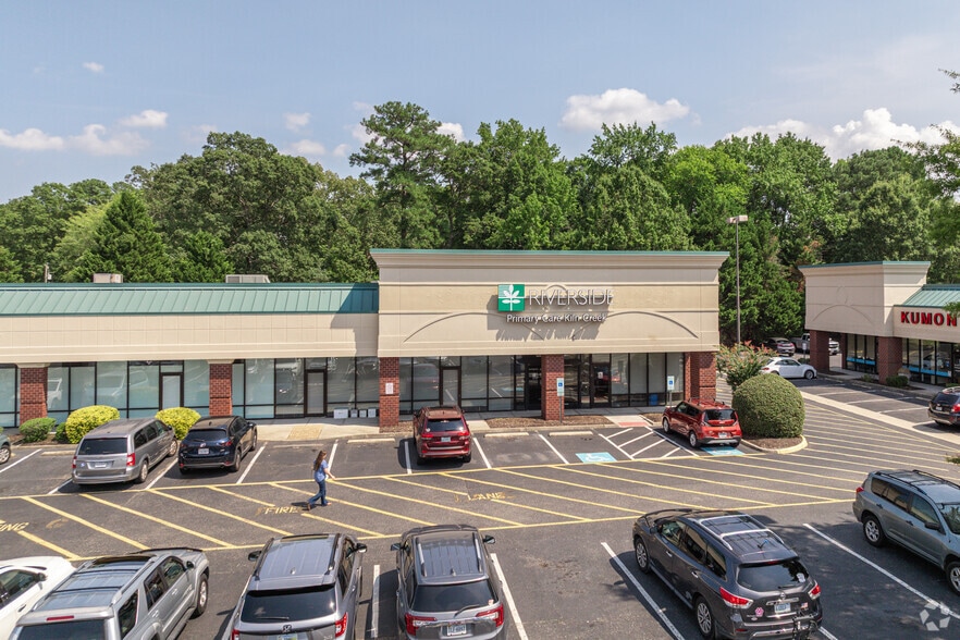 209 Village Ave, Yorktown, VA for sale - Building Photo - Image 2 of 4