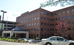 2 Medical Center Dr, Springfield, MA à vendre Photo du bâtiment- Image 1 de 2