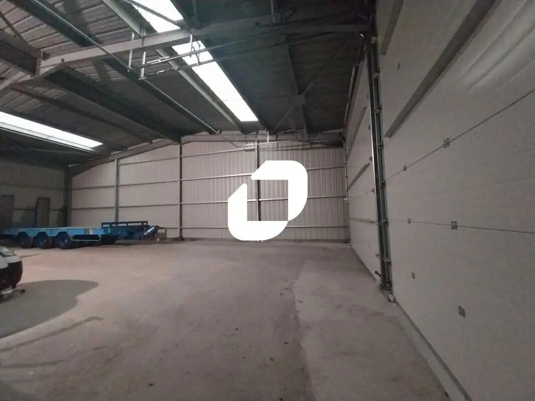 Flex in Châtonnay for lease Building Photo- Image 1 of 9