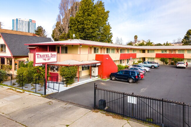 More details for 444 W MacArthur Blvd, Oakland, CA - Hospitality for Sale