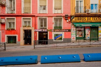 Plus de détails pour Multi-résidentiel à vendre