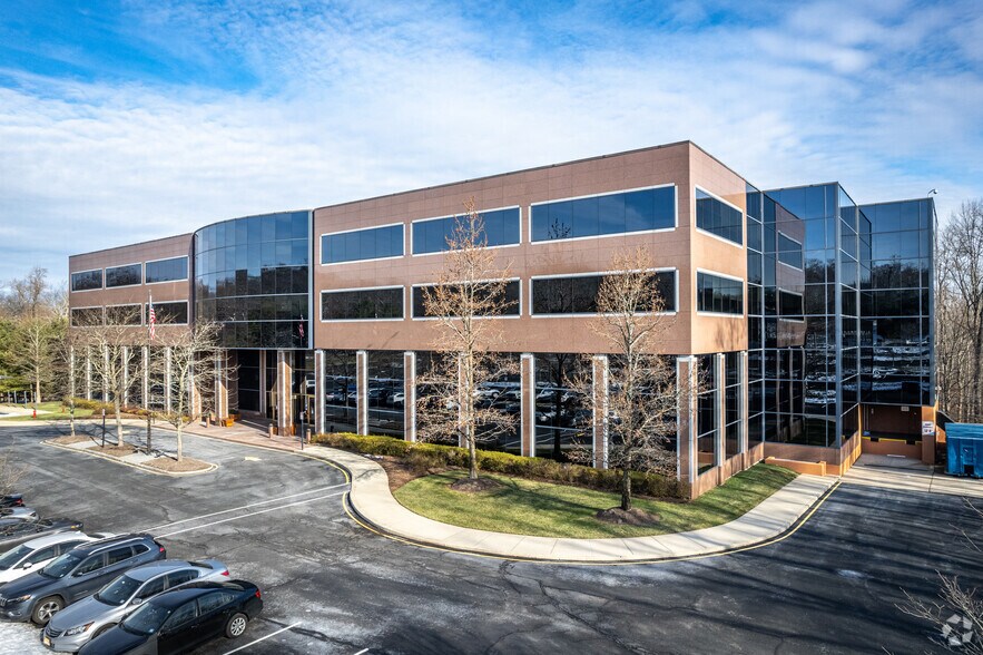 120 Mountainview Blvd, Basking Ridge, NJ à louer - Photo du bâtiment - Image 1 de 8
