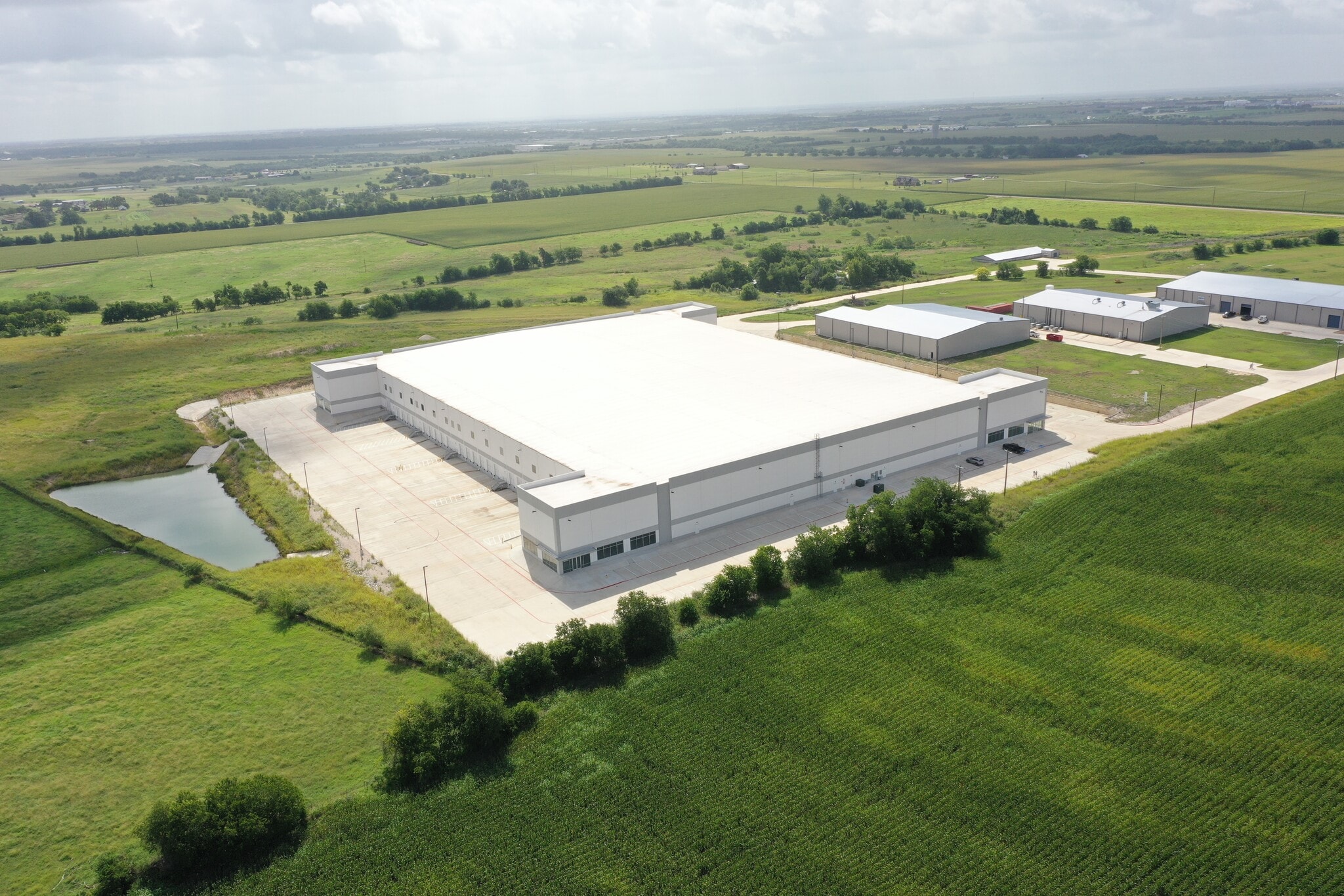 370 BFG 9000 Way, Taylor, TX à vendre Photo du bâtiment- Image 1 de 14