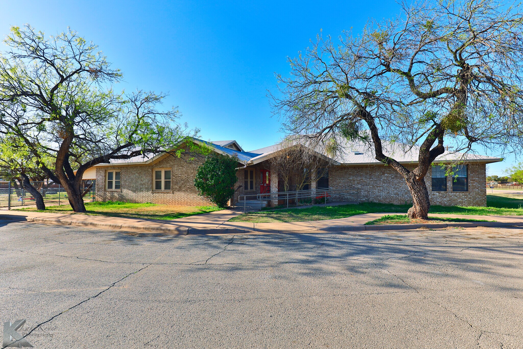 2450 Maple St, Abilene, TX à vendre Photo du bâtiment- Image 1 de 48