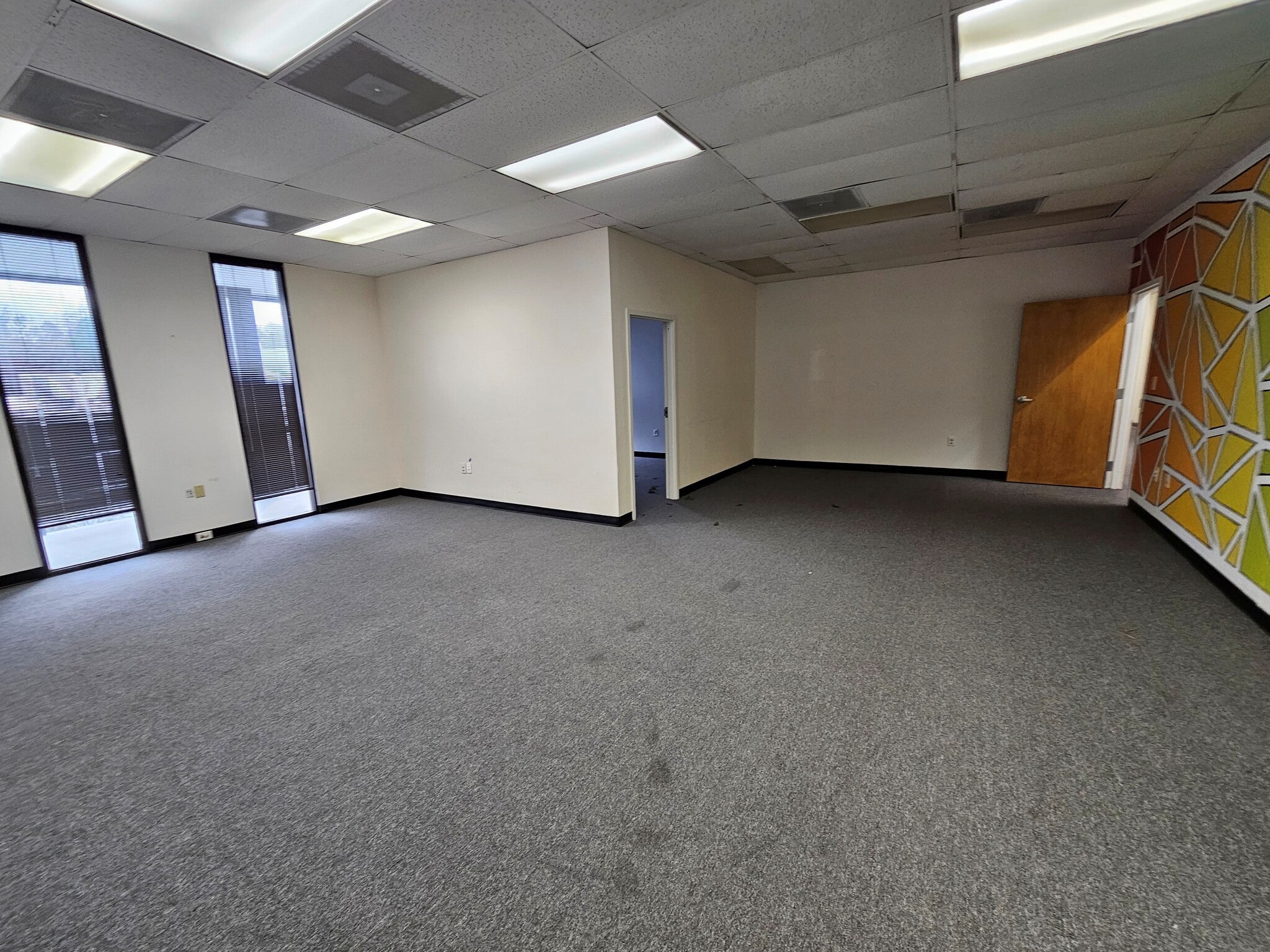 3050 Presidential Dr, Atlanta, GA for lease Interior Photo- Image 1 of 1