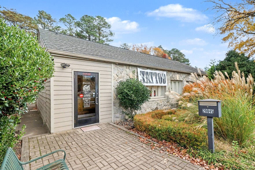 20049 Jefferson Davis Hwy, Ruther Glen, VA for sale - Building Photo - Image 3 of 43