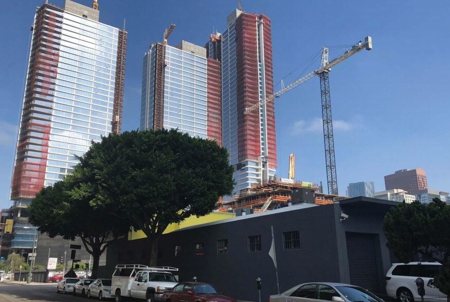 1150 S Hope St, Los Angeles, CA à louer - Photo du bâtiment - Image 3 de 10