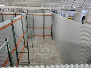 724 Caledonia Rd, Toronto, ON à louer Photo intérieure- Image 2 de 3