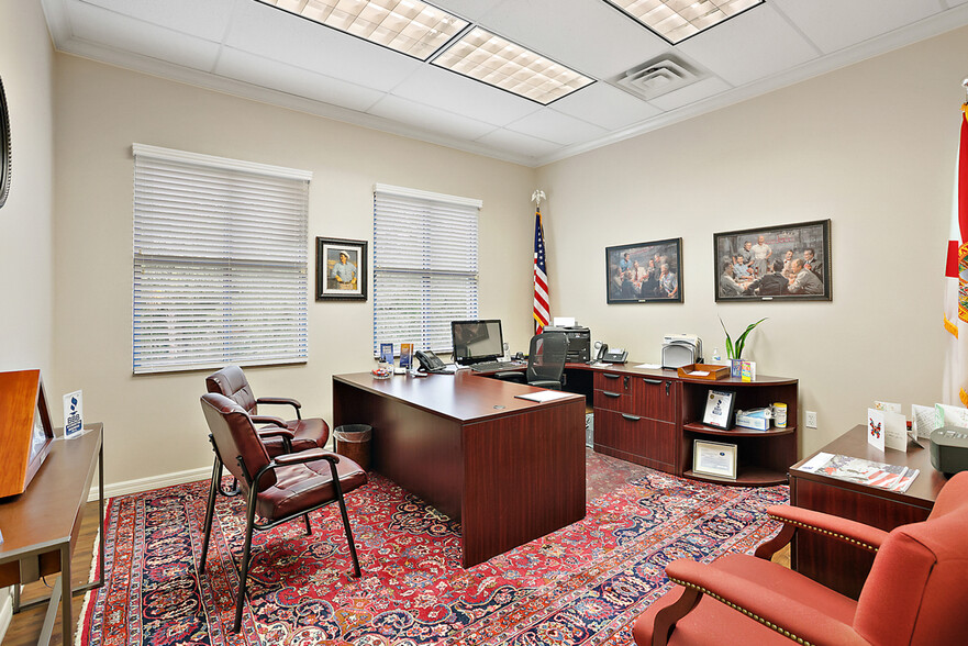 510 County Road 466, Lady Lake, FL for lease - Interior Photo - Image 3 of 22