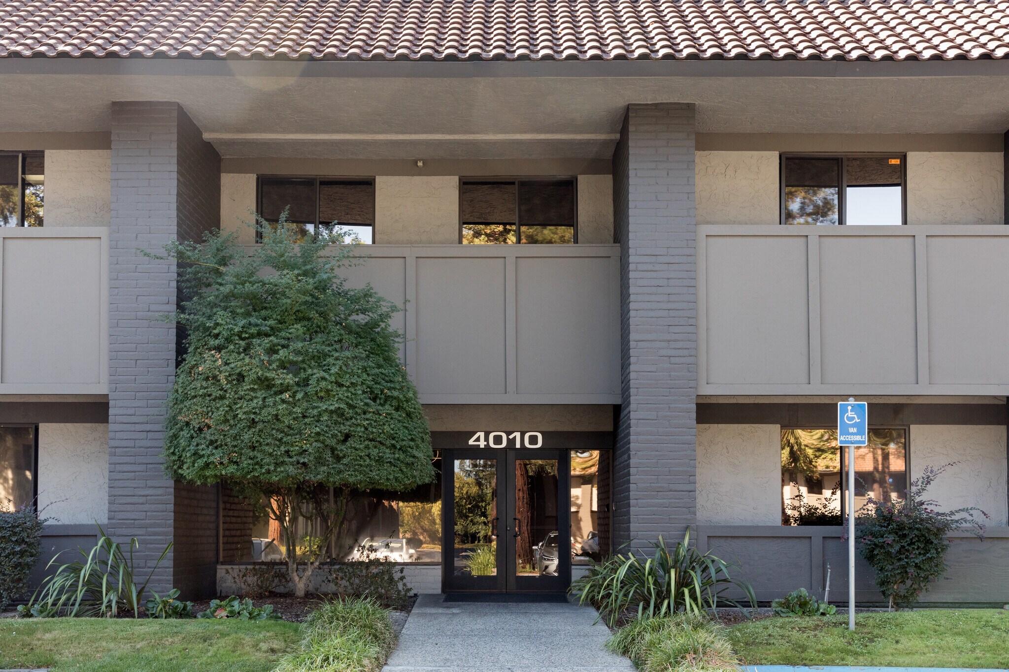 4020 Moorpark Ave, San Jose, CA for lease Building Photo- Image 1 of 7