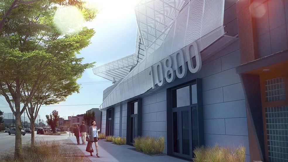 10800 Burbank Blvd, North Hollywood, CA à louer - Photo du bâtiment - Image 2 de 5