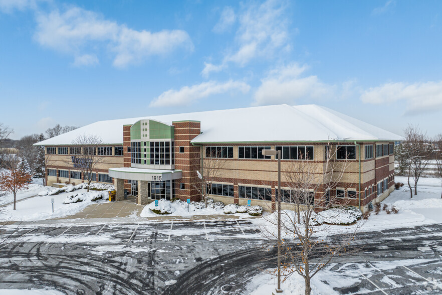 1915 Plaza Dr, Eagan, MN à vendre - Photo du b timent - Image 1 de 1