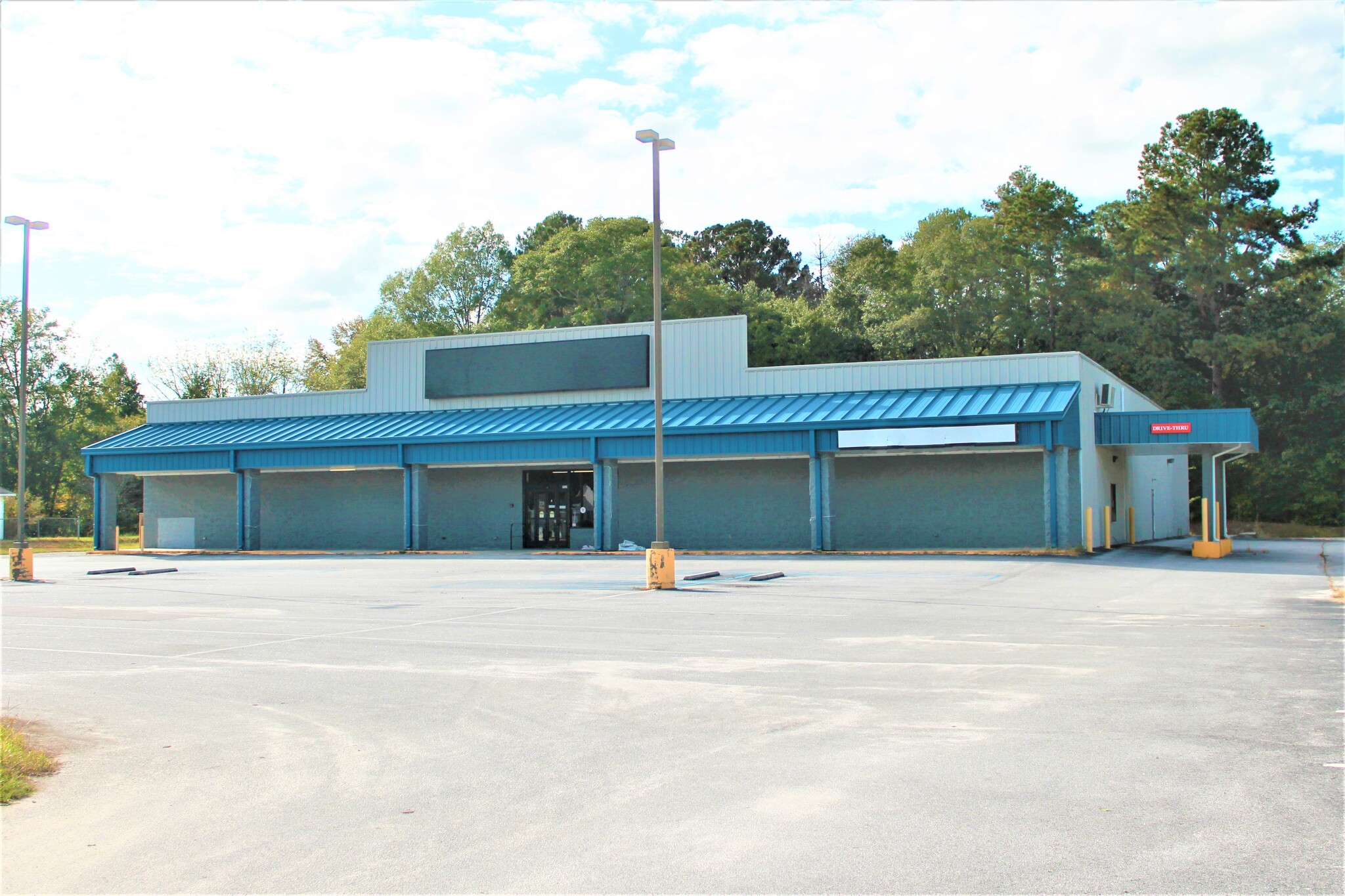 1521 Jefferson Davis Hwy, Camden, SC for sale Building Photo- Image 1 of 1